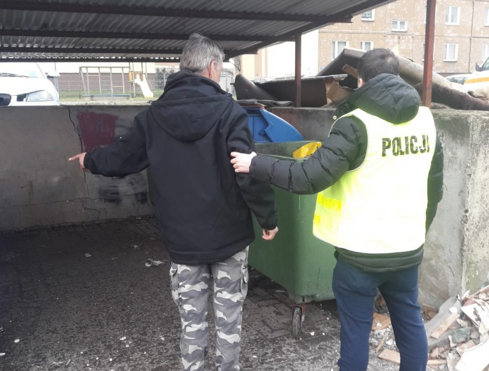 Zatrzymany podpalacz łaziskich kontenerów na śmieci