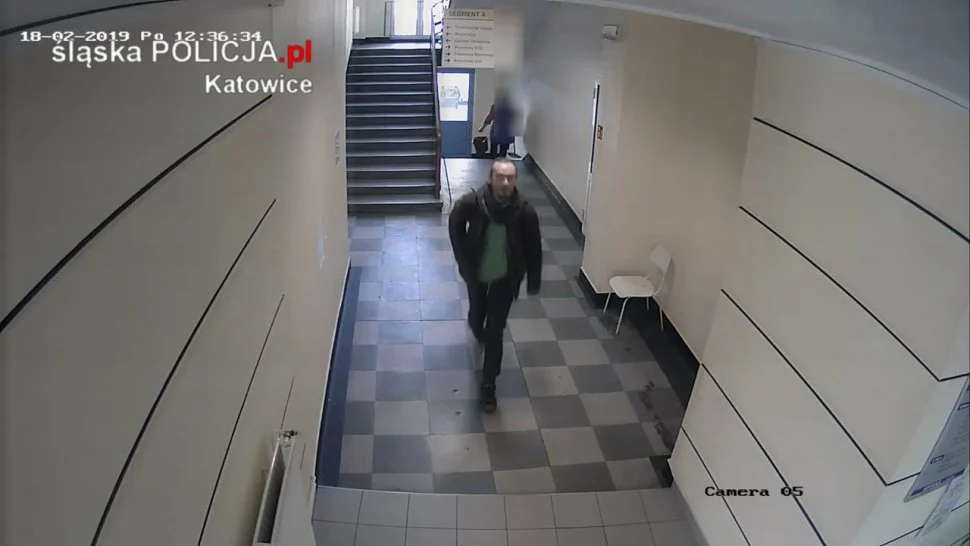Ukradł saszetkę z dokumentami. Rozpoznajesz go?