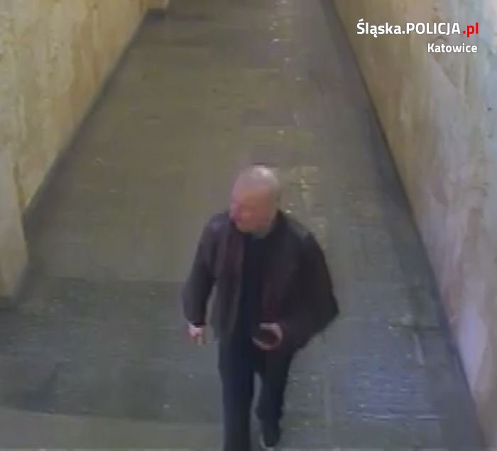 Ukradł telefon wart kilkaset złotych. Publikujemy wizerunek sprawcy