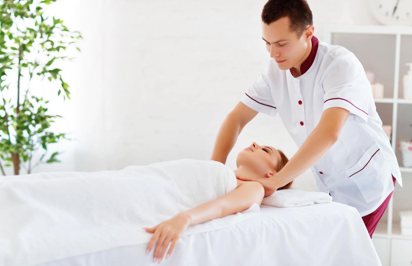 Technik masażysta - kierunek kształcenia, który warto wybrać