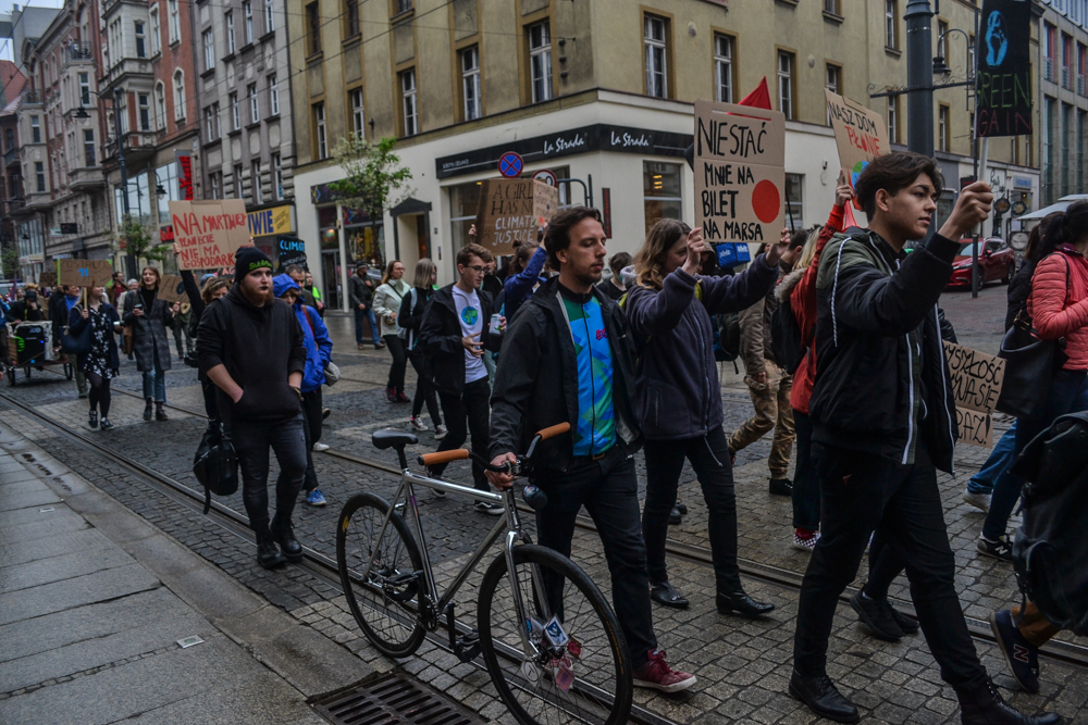 rugi Earth Strike – Śląski Alarm dla Ziemi w Katowicach 19