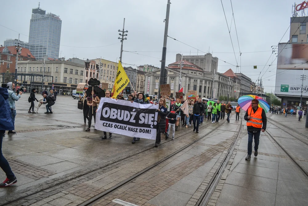 Drugi Earth Strike – Śląski Alarm dla Ziemi w Katowicach [ZDJĘCIA]