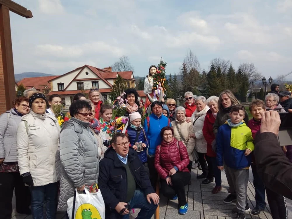 Członkowie świętochłowickiego oddziału PTTK spędzili Niedzielę Palmową na wyjeździe