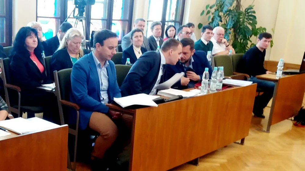 Świętochłowice: RM podjęła decyzję o wygaszeniu mandatów radnych Kostempskiego i Karcza!