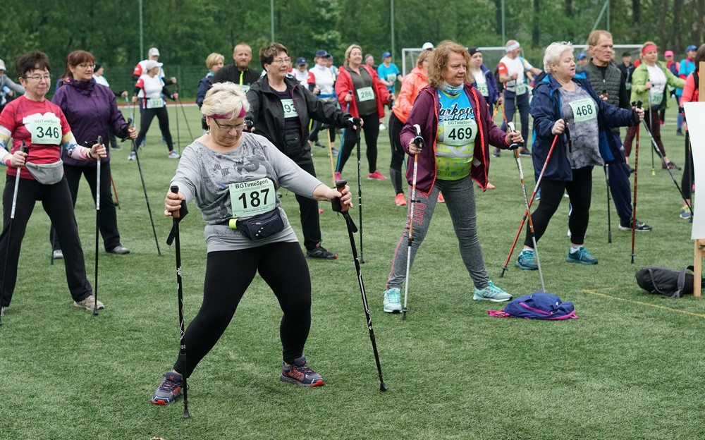 chorzow_marsz nordic walking_rozgrzewka