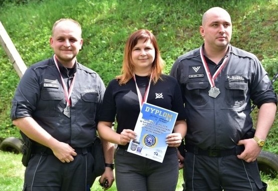 Strzelcy wyborowi z Zakładu Karnego w Zabrzu na podium