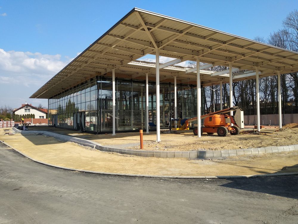 Centrum przesiadkowe ruszy we wrześniu