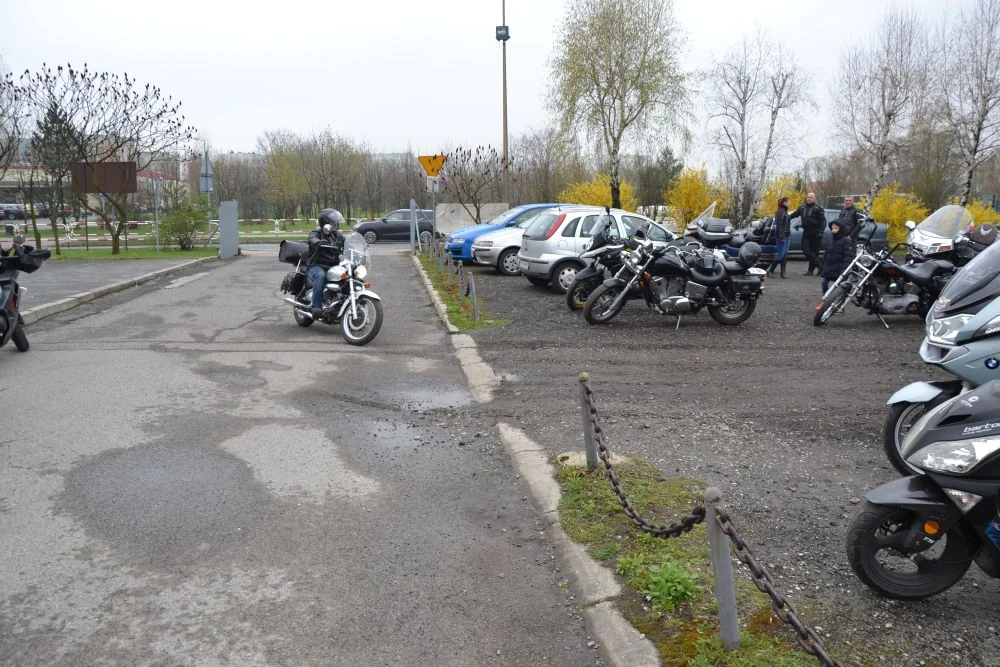 rozpoczecie-sezonu-motocyklowego-twinpigs-zory 11