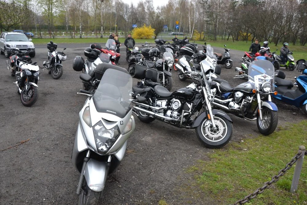 rozpoczecie-sezonu-motocyklowego-twinpigs-zory 12