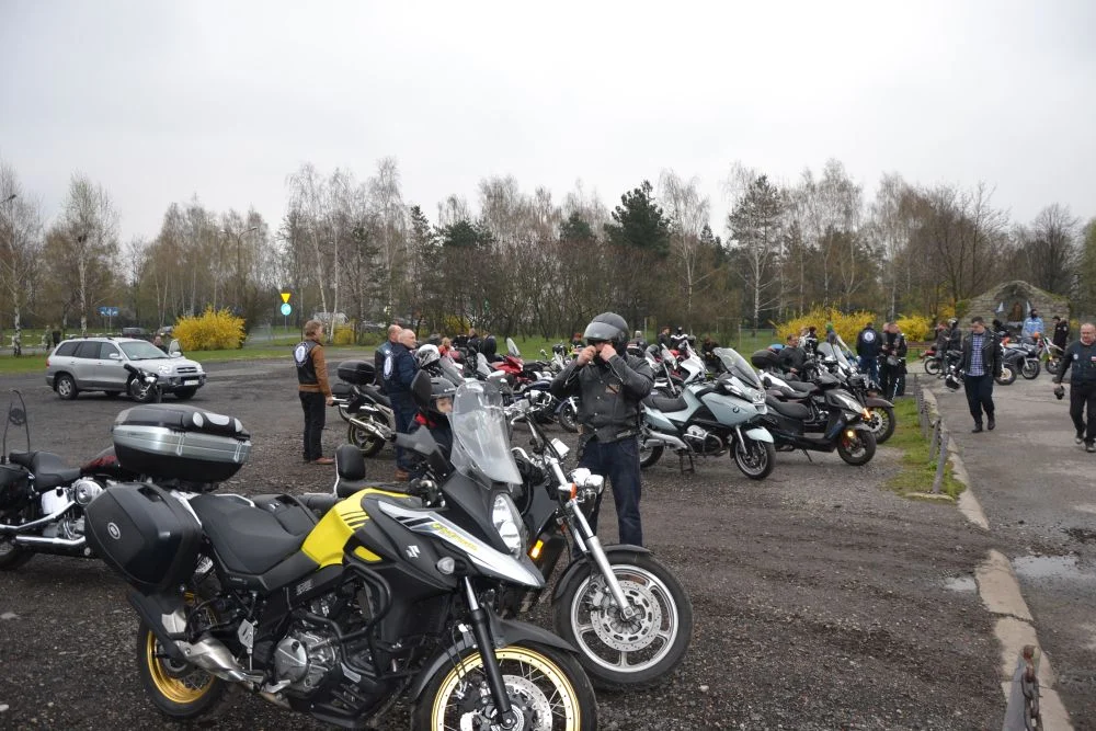 rozpoczecie-sezonu-motocyklowego-twinpigs-zory 14