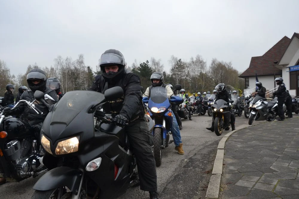 rozpoczecie-sezonu-motocyklowego-twinpigs-zory 19