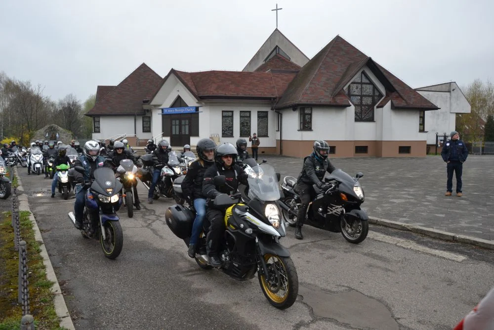 rozpoczecie-sezonu-motocyklowego-twinpigs-zory 24