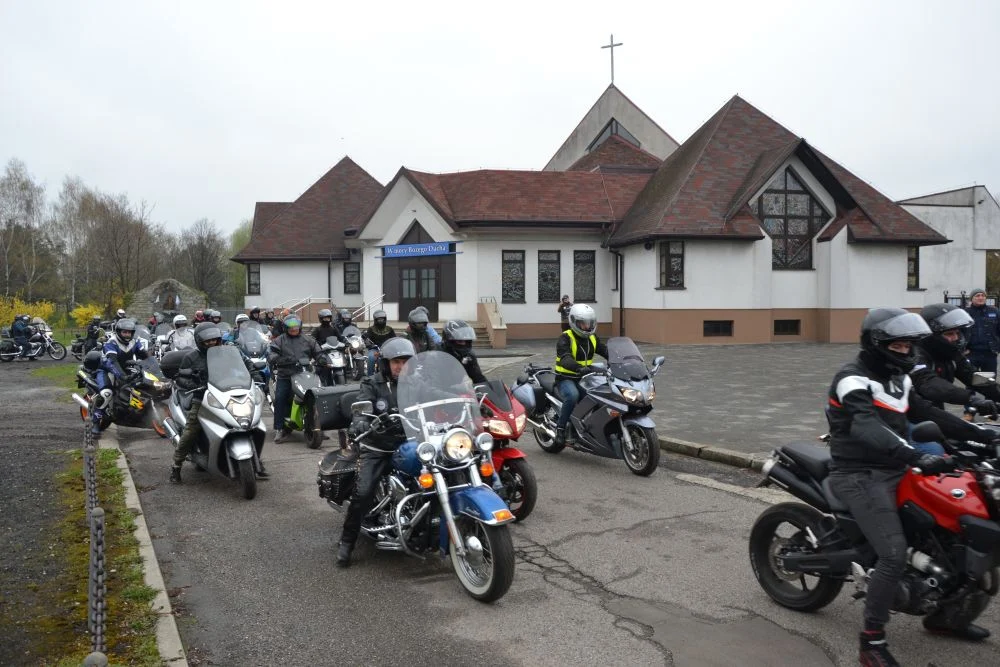 rozpoczecie-sezonu-motocyklowego-twinpigs-zory 26