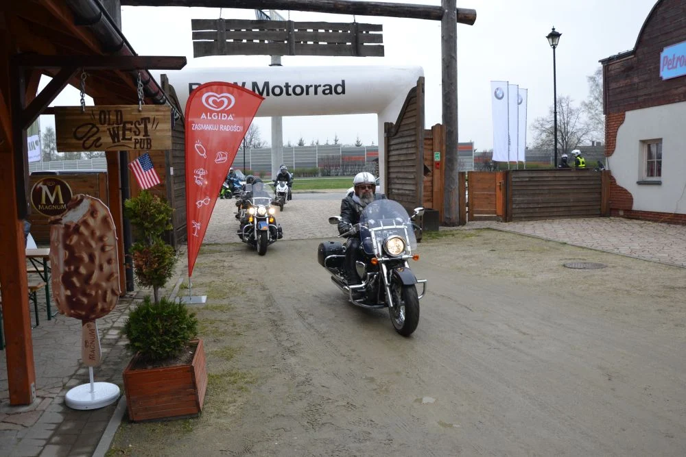 rozpoczecie-sezonu-motocyklowego-twinpigs-zory 30