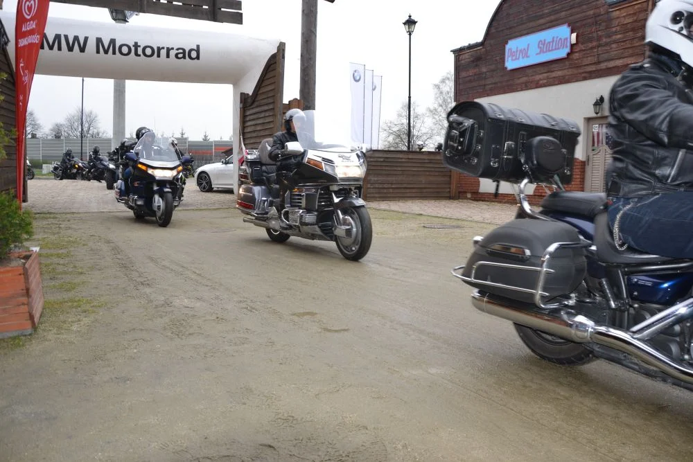 rozpoczecie-sezonu-motocyklowego-twinpigs-zory 33