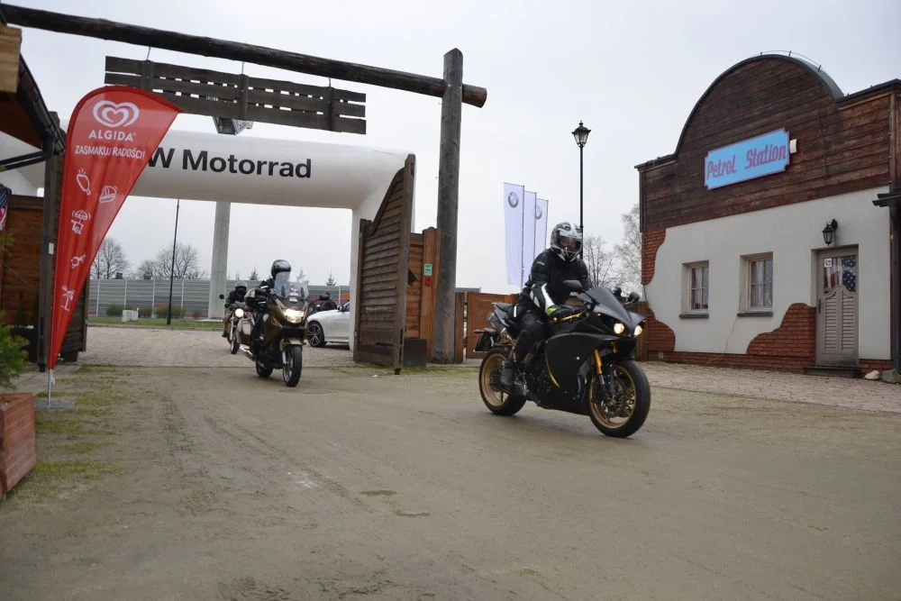 rozpoczecie-sezonu-motocyklowego-twinpigs-zory 35