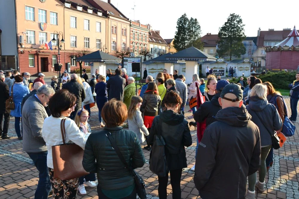 pikieta-poparcia-dla-strajku-nauczycieli-zory 8