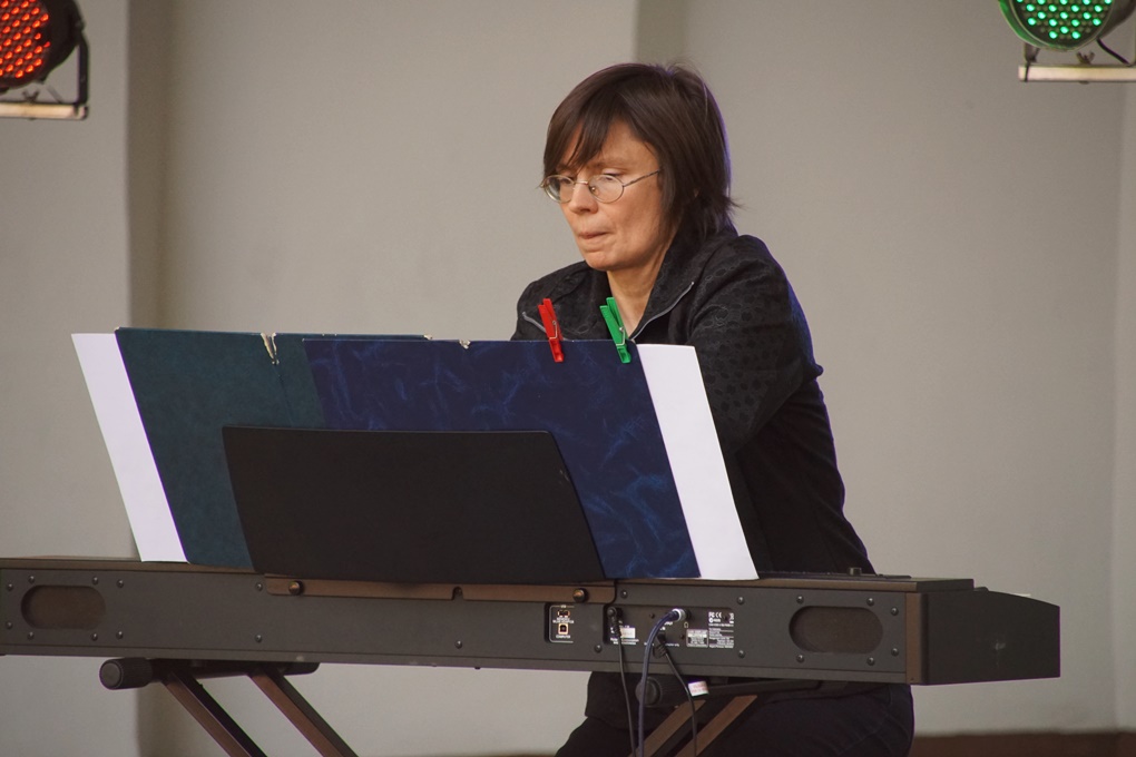 Koncert w Parku Kozioła 10