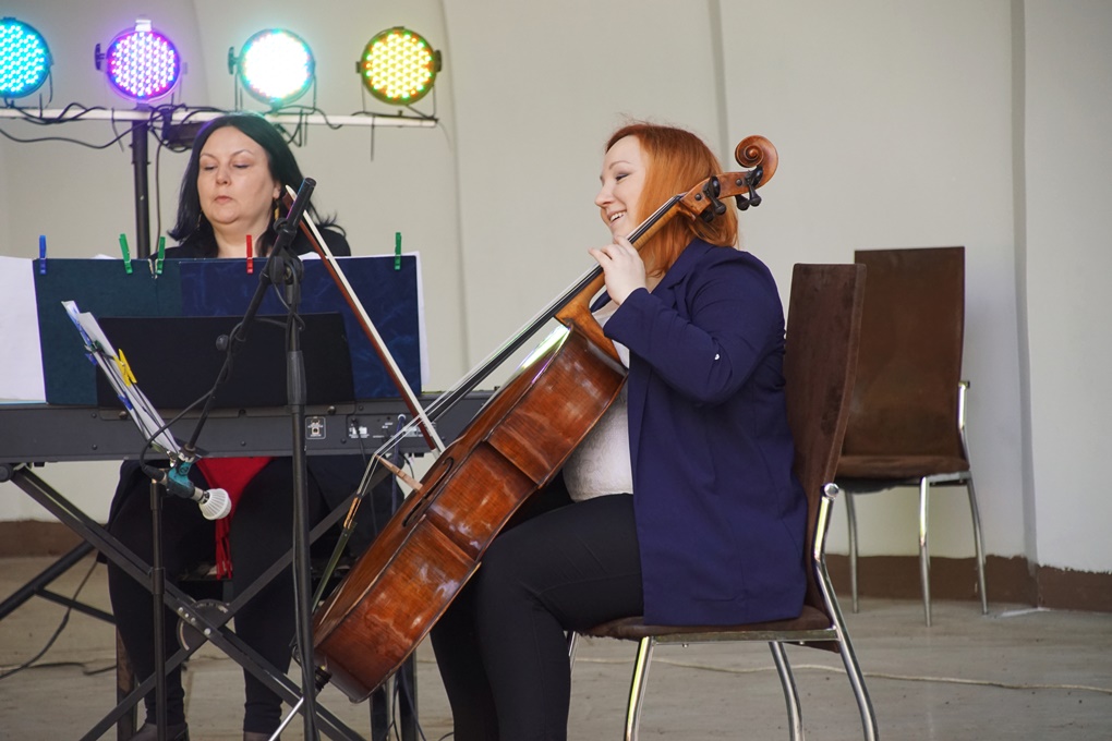 Koncert w Parku Kozioła 25