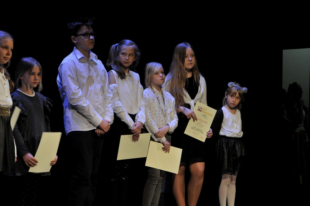 Gala jubileuszowego 25. Szkolnego Festiwalu Teatralnego 21