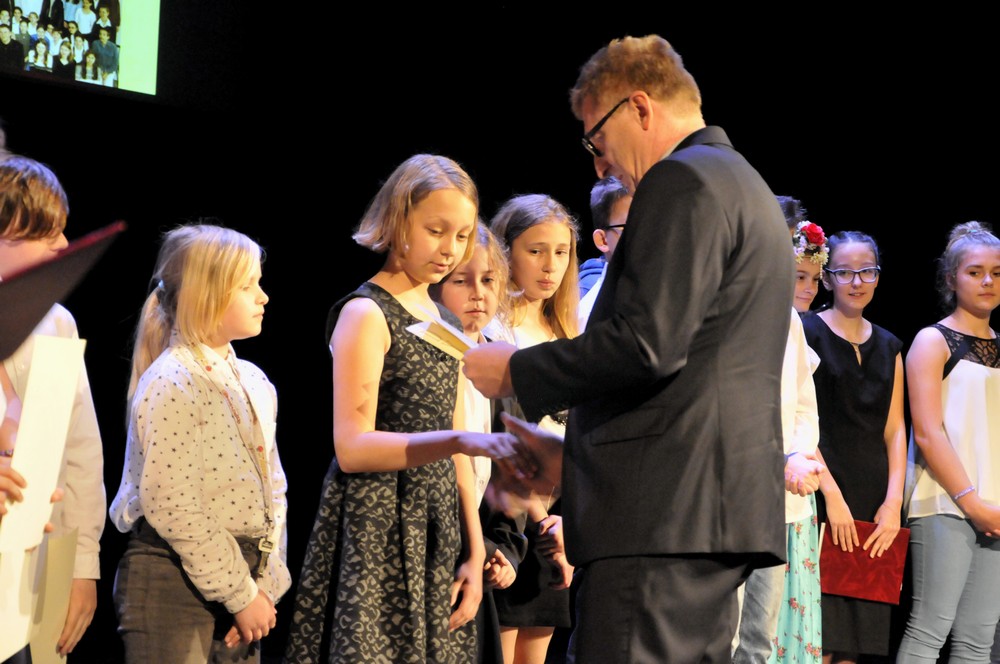 Gala jubileuszowego 25. Szkolnego Festiwalu Teatralnego 27