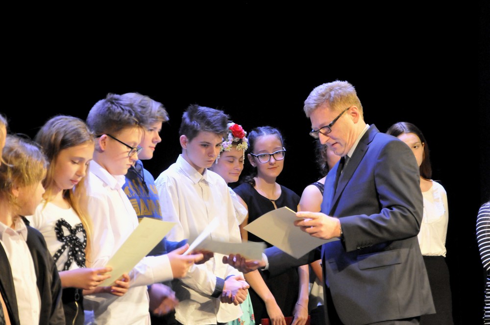 Gala jubileuszowego 25. Szkolnego Festiwalu Teatralnego 31