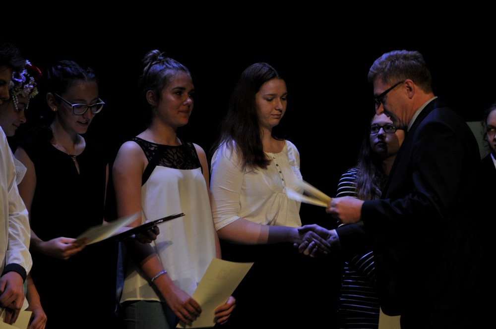 Gala jubileuszowego 25. Szkolnego Festiwalu Teatralnego 33