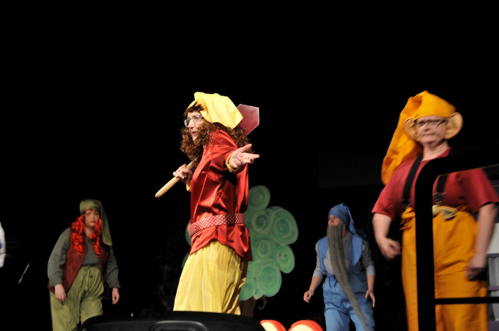 Gala jubileuszowego 25. Szkolnego Festiwalu Teatralnego 48