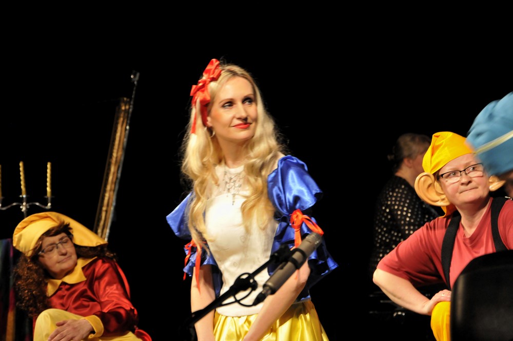 Gala jubileuszowego 25. Szkolnego Festiwalu Teatralnego 55