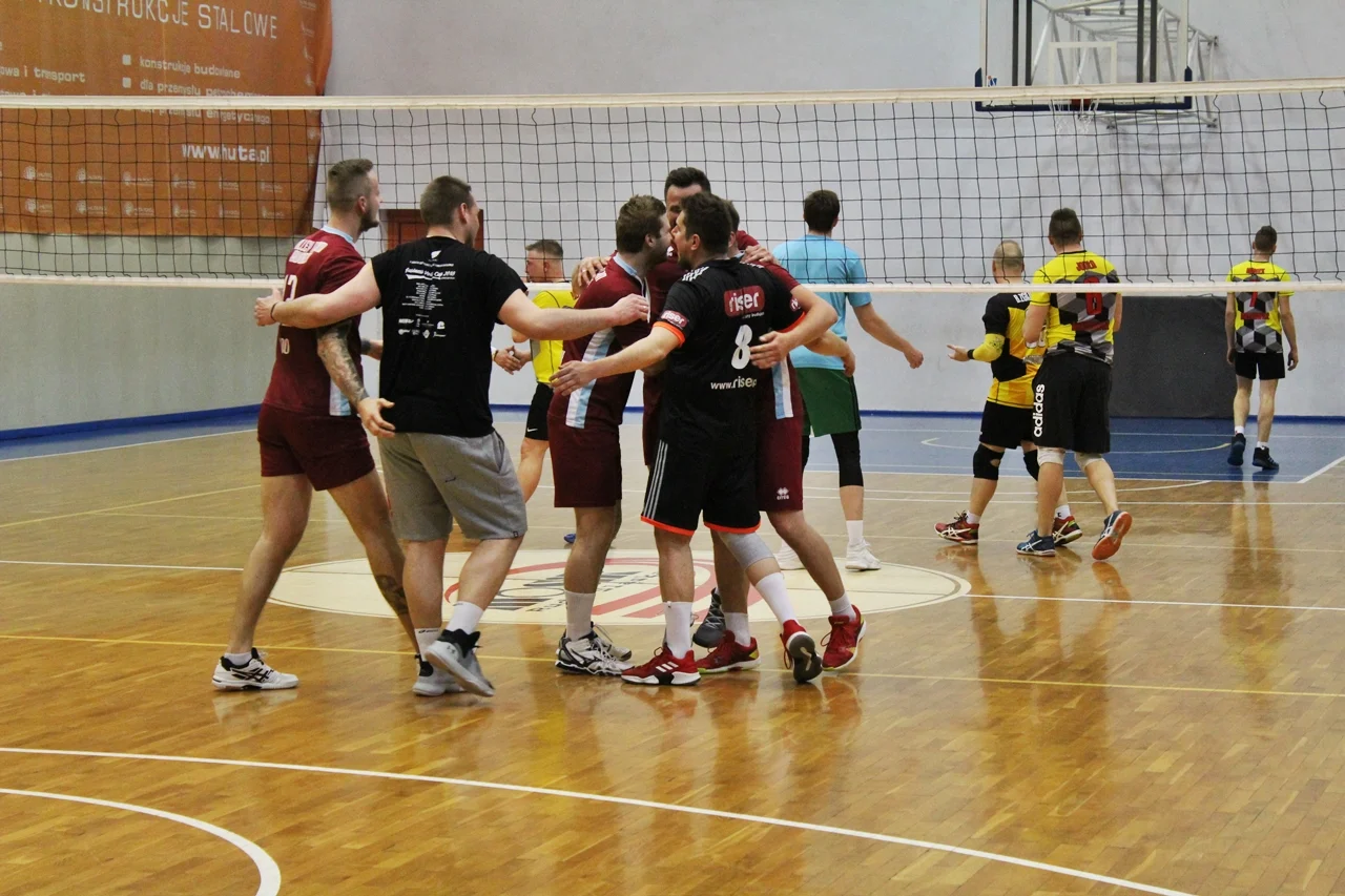Poznaliśmy finalistów tegorocznych rozgrywek Rudzkiej Amatorskiej Ligi Siatkówki