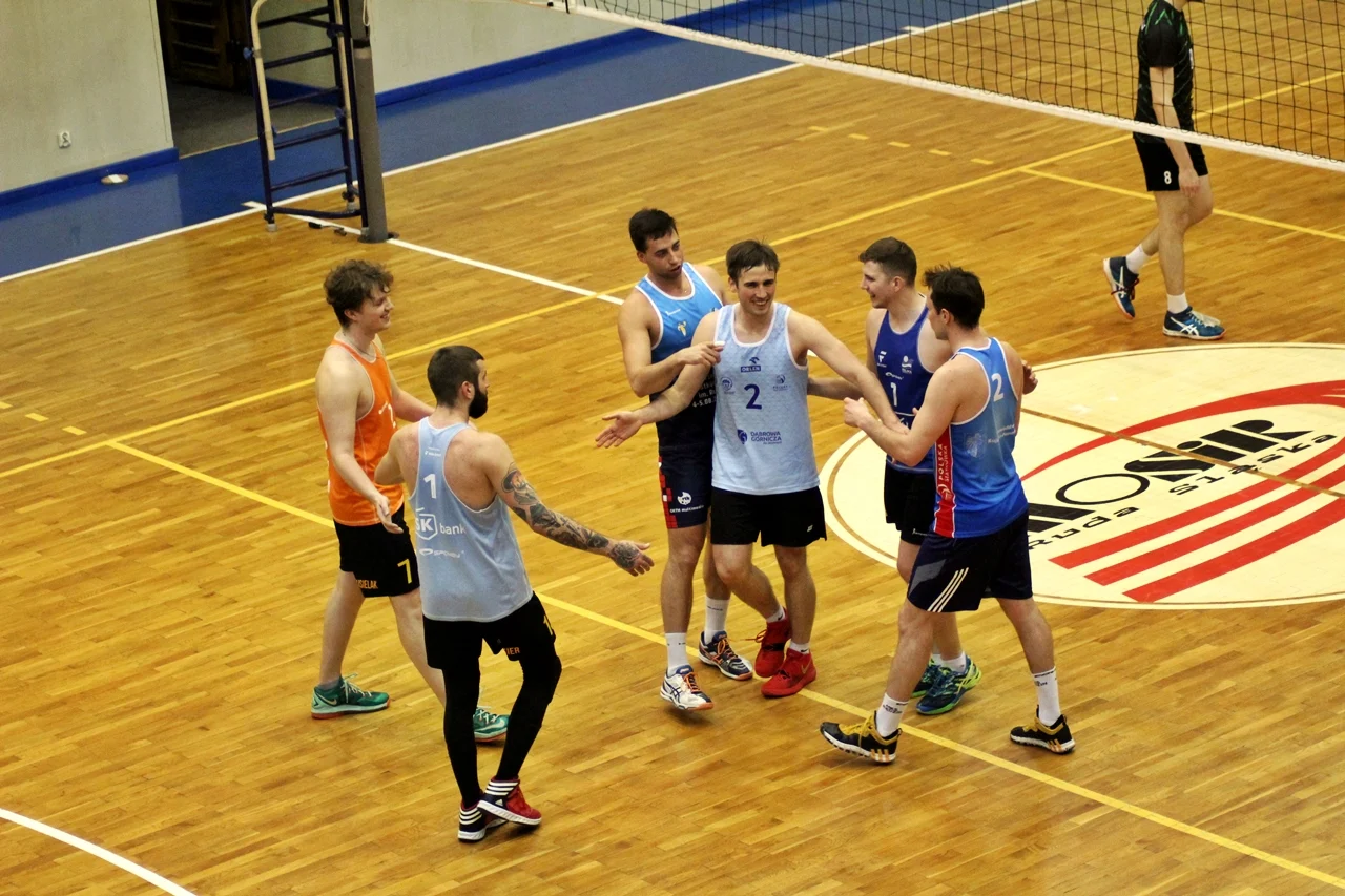 Poznaliśmy finalistów tegorocznych rozgrywek Rudzkiej Amatorskiej Ligi Siatkówki