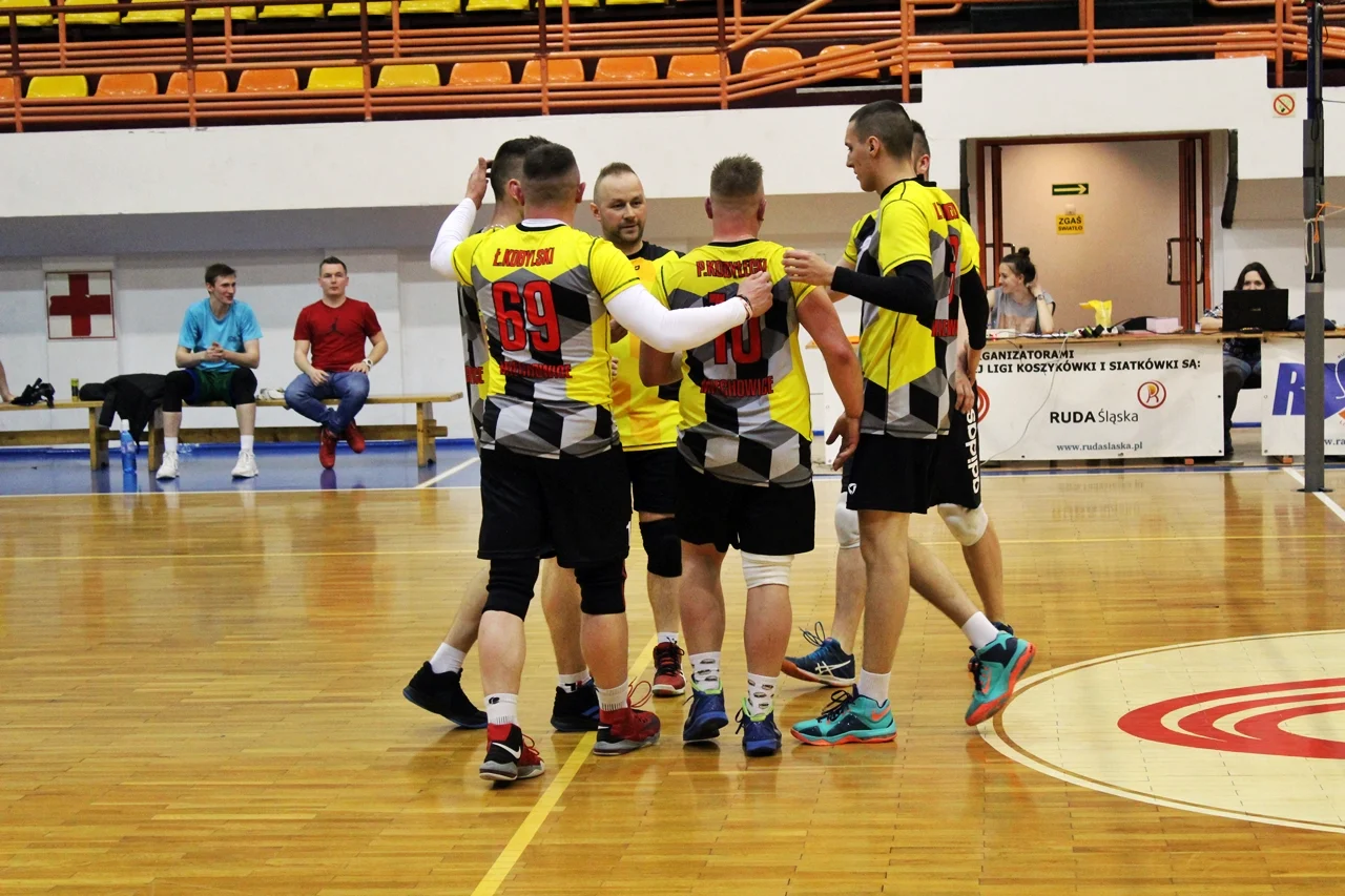 Poznaliśmy finalistów tegorocznych rozgrywek Rudzkiej Amatorskiej Ligi Siatkówki