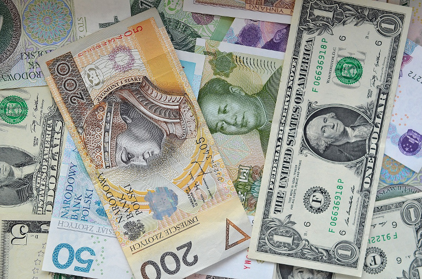 Co odróżnia pożyczki pozabankowe od chwilówek i pożyczek w banku?