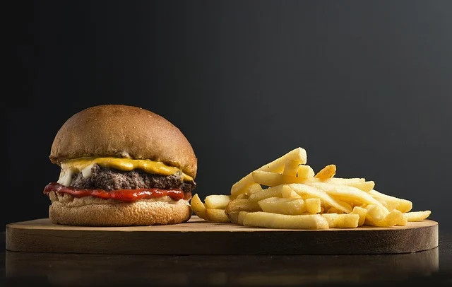 Koniec z wycieczkami do McDonalds! Minister zdrowia chce ich zakazać