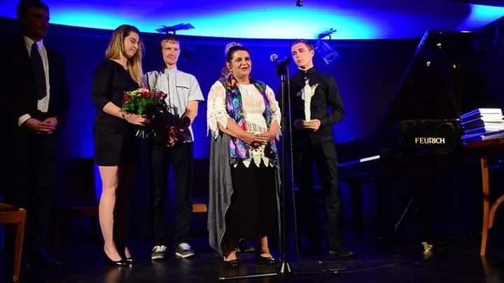 Romska poetka z Rudy Śląskiej - Izolda Kwiek została laureatką konkursu Anioł Kultury 2019