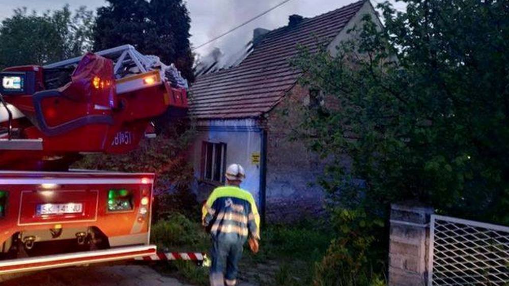 Tragiczny skutek pożaru w Rybniku - jedna osoba społonęła żywcem, trzy zdążyły uciec