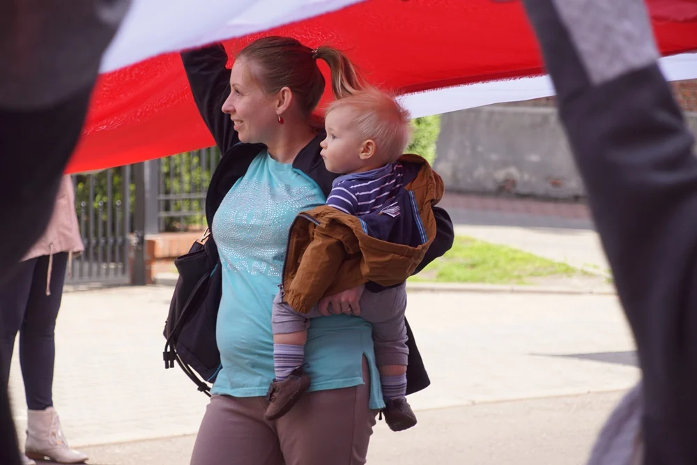 Mieszkańcy Świętochłowic wyjątkowo uczcili Święto Flagi
