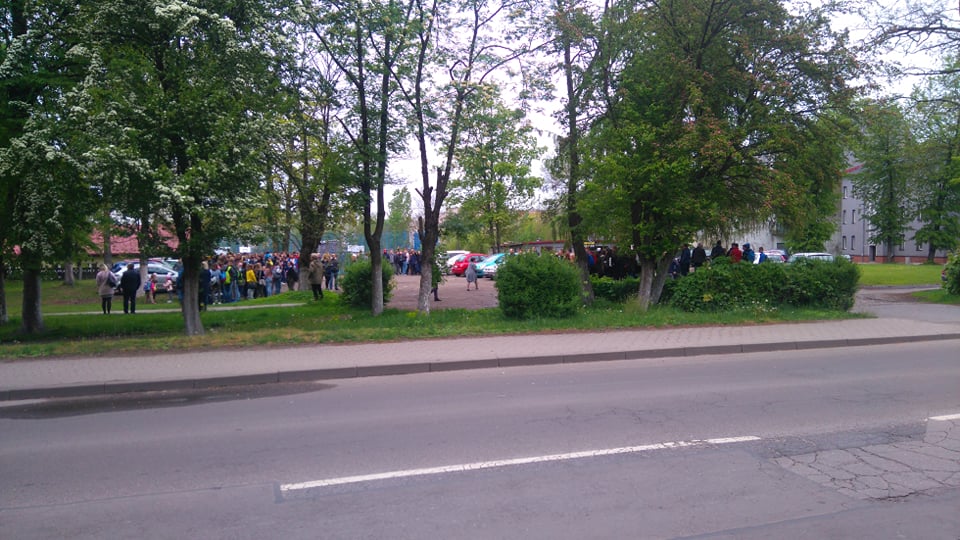 Alarm bombowy w Don Bosko! Szkoła w Świętochłowicach ewakuowana, matury przerwane!