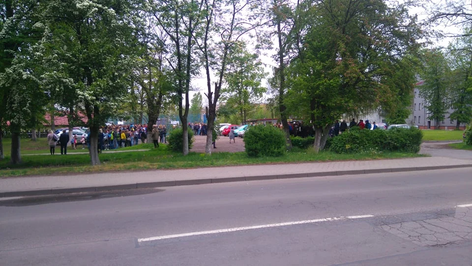 Alarm bombowy w Don Bosko! Szkoła w Świętochłowicach ewakuowana, matury przerwane!