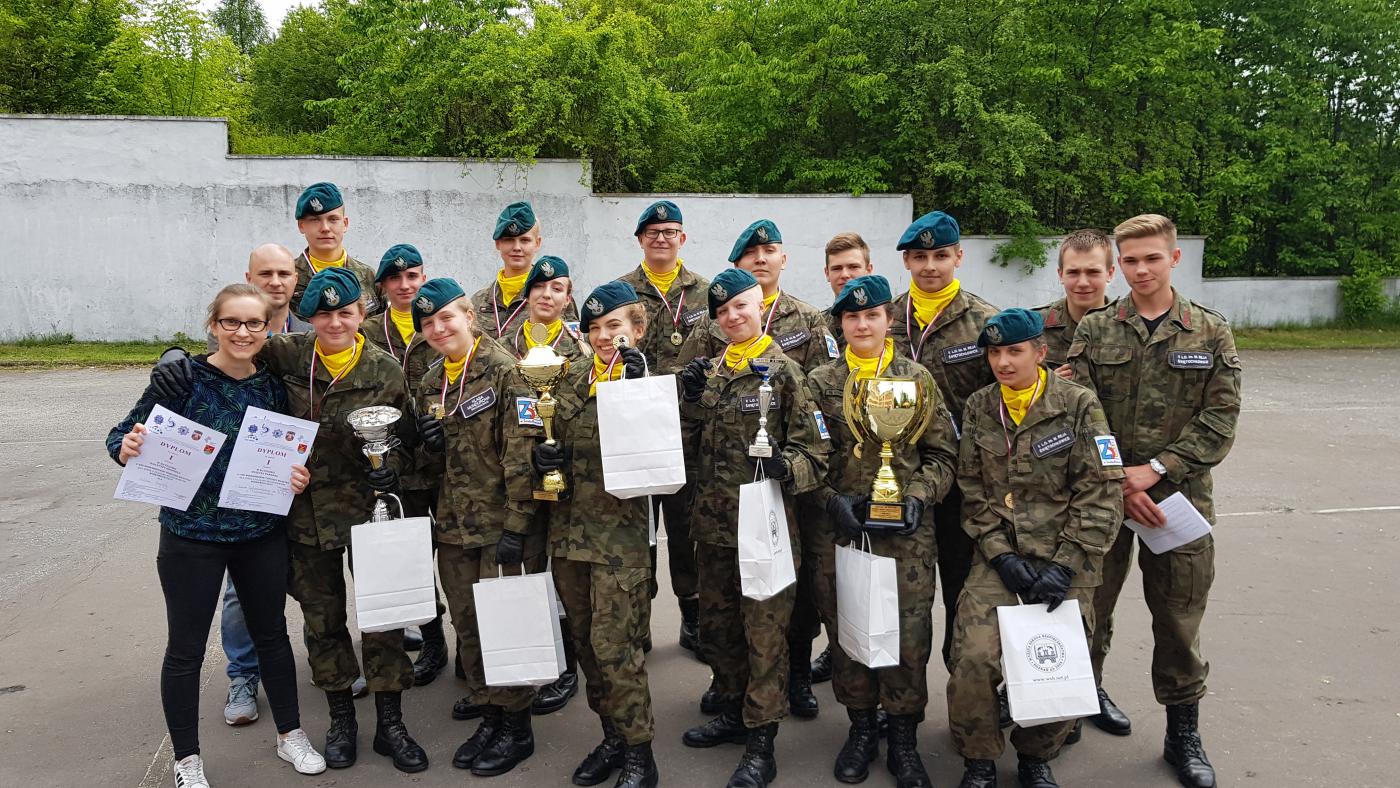 Klasa mundurowa z Świętochłowic najlepsza w województwie