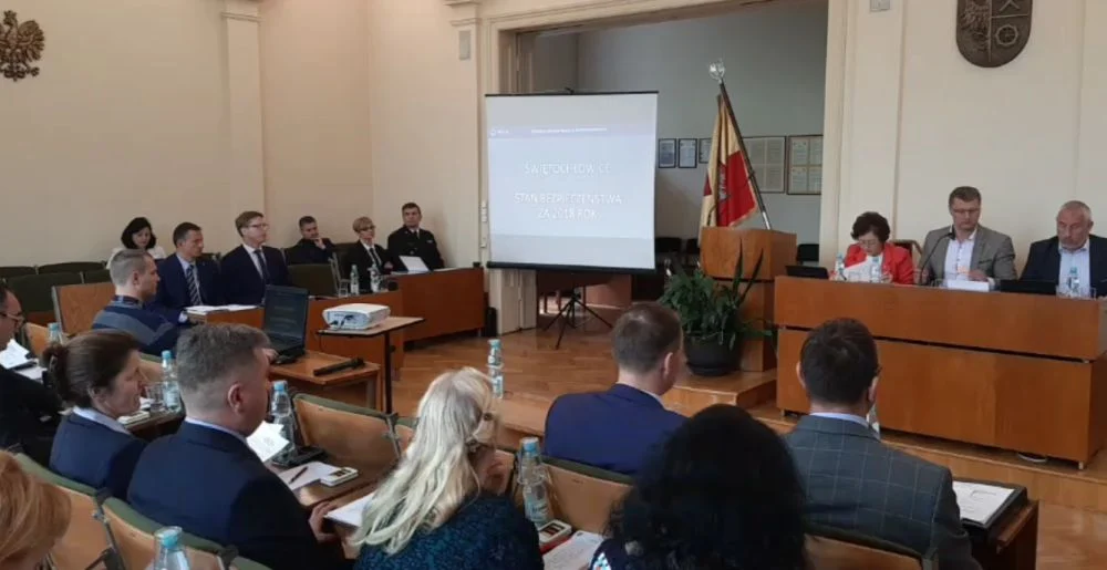 Na żywo: sesja Rady Miasta - m.in. stan bezpieczeństwa miasta, skarga na decyzje wojewody