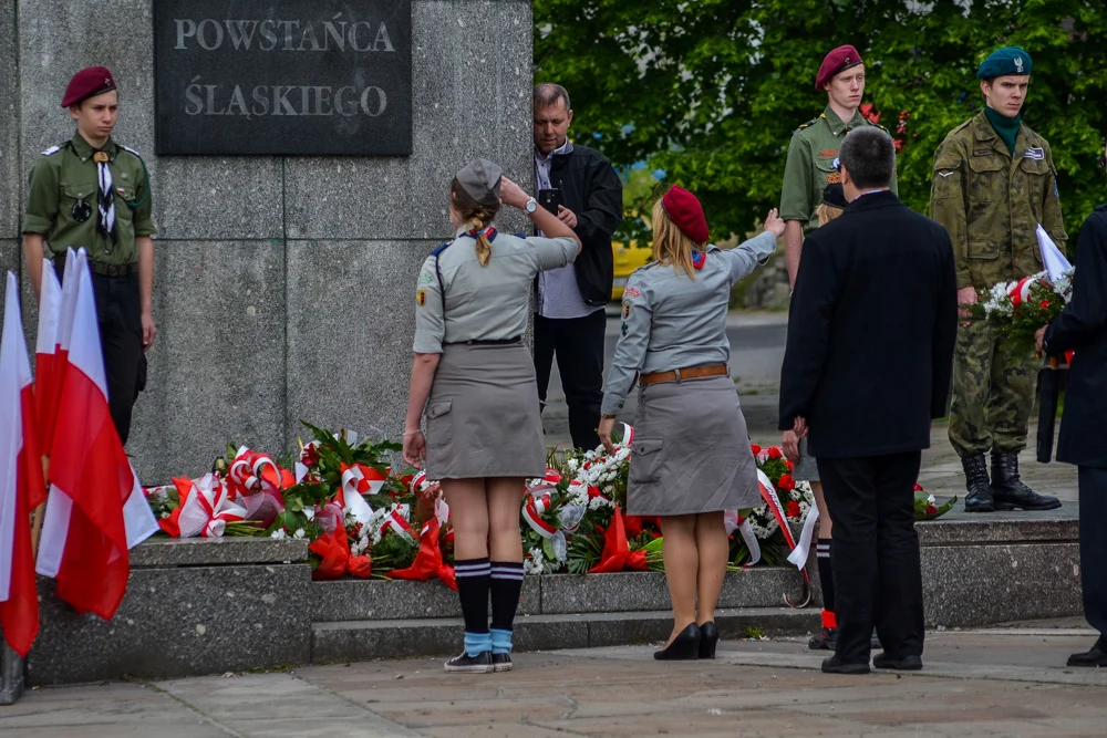 W Chorzowie też uczczono 3 Maja- msza, przemarsz i hymn narodowy 41