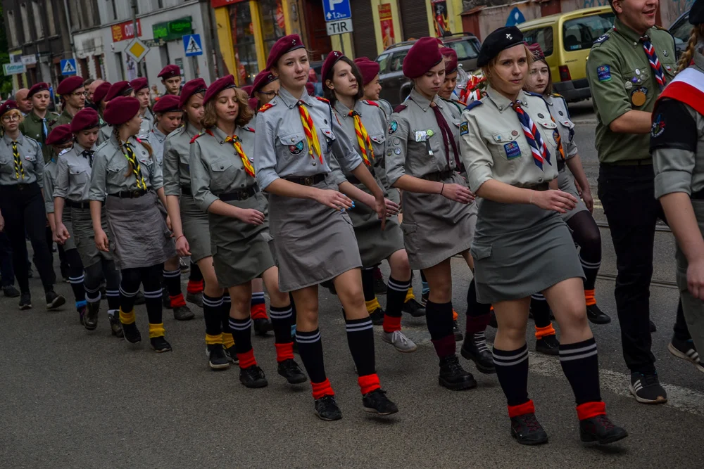 W Chorzowie też uczczono 3 Maja- msza, przemarsz i hymn narodowy 45