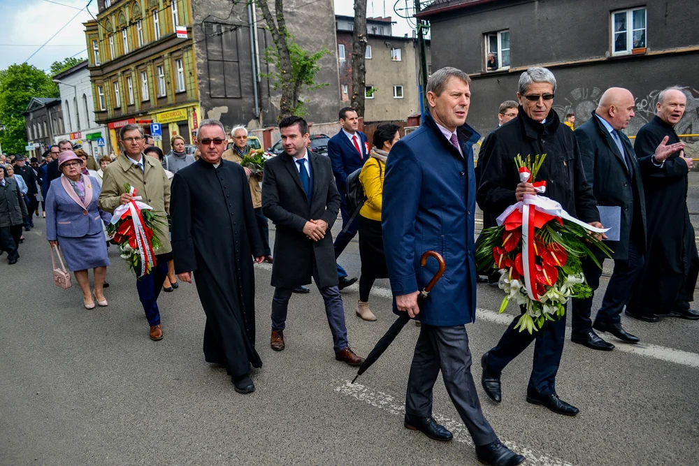 W Chorzowie też uczczono 3 Maja- msza, przemarsz i hymn narodowy 47