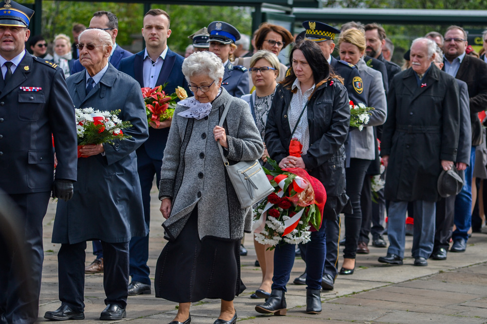 W Chorzowie też uczczono 3 Maja - msza, przemarsz i hymn narodowy [ZDJĘCIA]