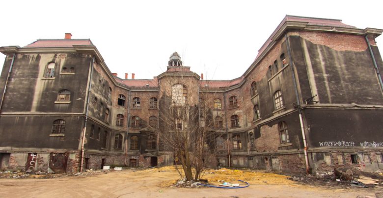 Co dalej z zabytkowym ratuszem w Chorzowie Batorym? Miasto znów szuka dzierżawcy