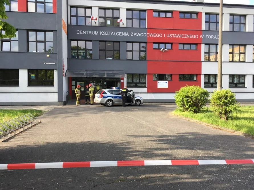 Alarm bombowy w dwóch żorskich szkołach