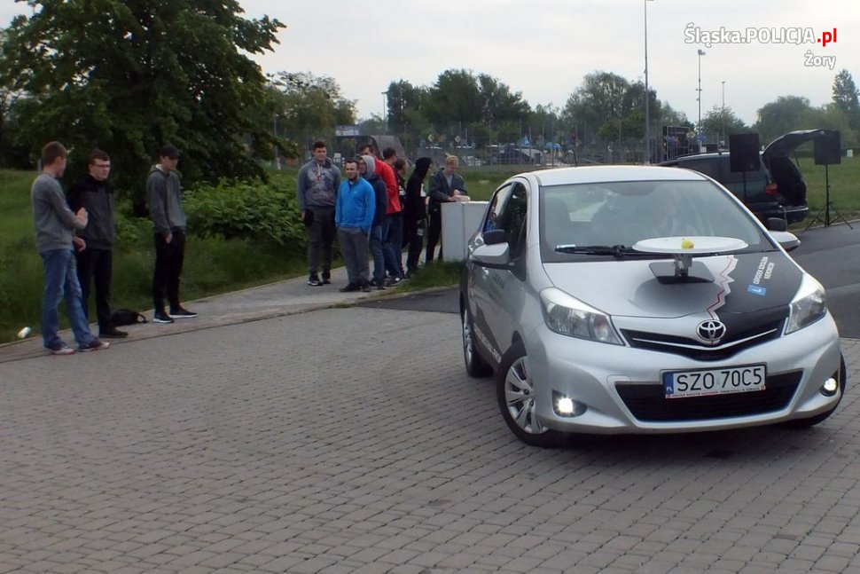 Młodzi kierowcy walczyli o tytuł "Mistrza kierownicy