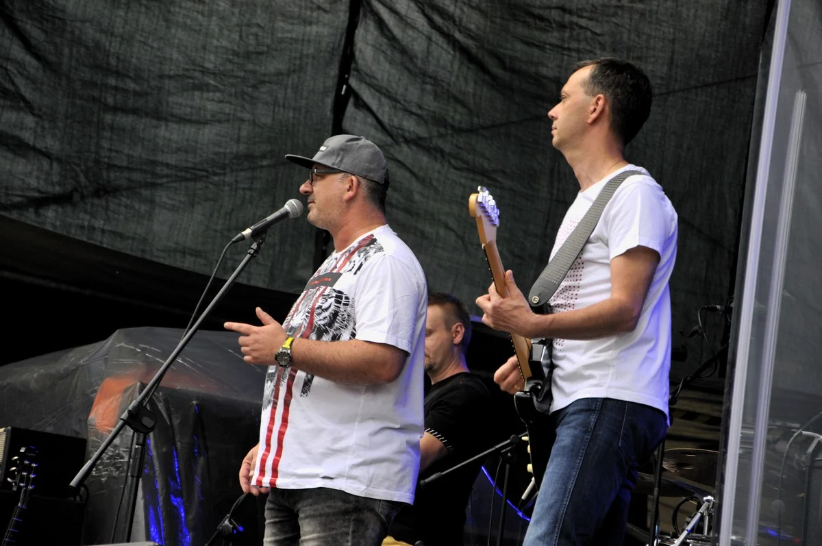 Na scenie podczas Dni Rudy Śląskiej 2019 wystapił zespół Auitentikos z Mikołowa