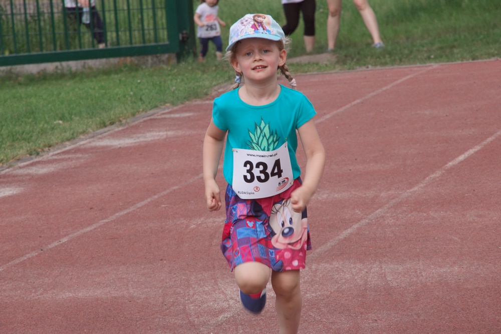 Miłośnicy biegania ponownie spotkali się w Halembie. Za nami kolejny Bieg Wiewiórki!